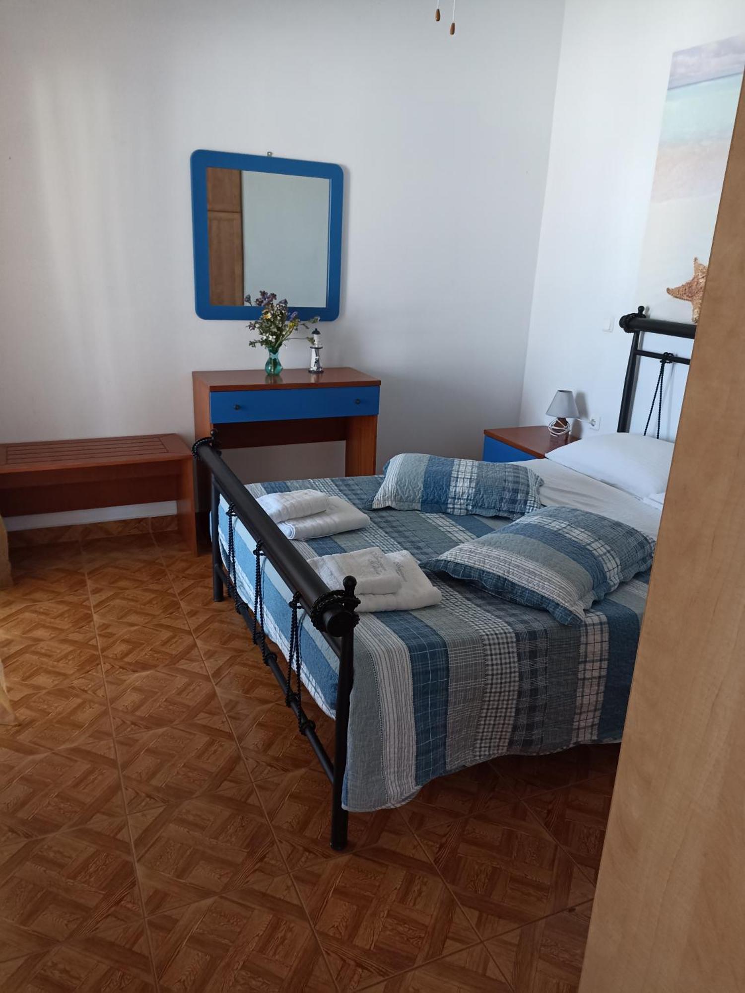 Απεραντο Γαλαζιο Apartment Agia Pelagia  ภายนอก รูปภาพ