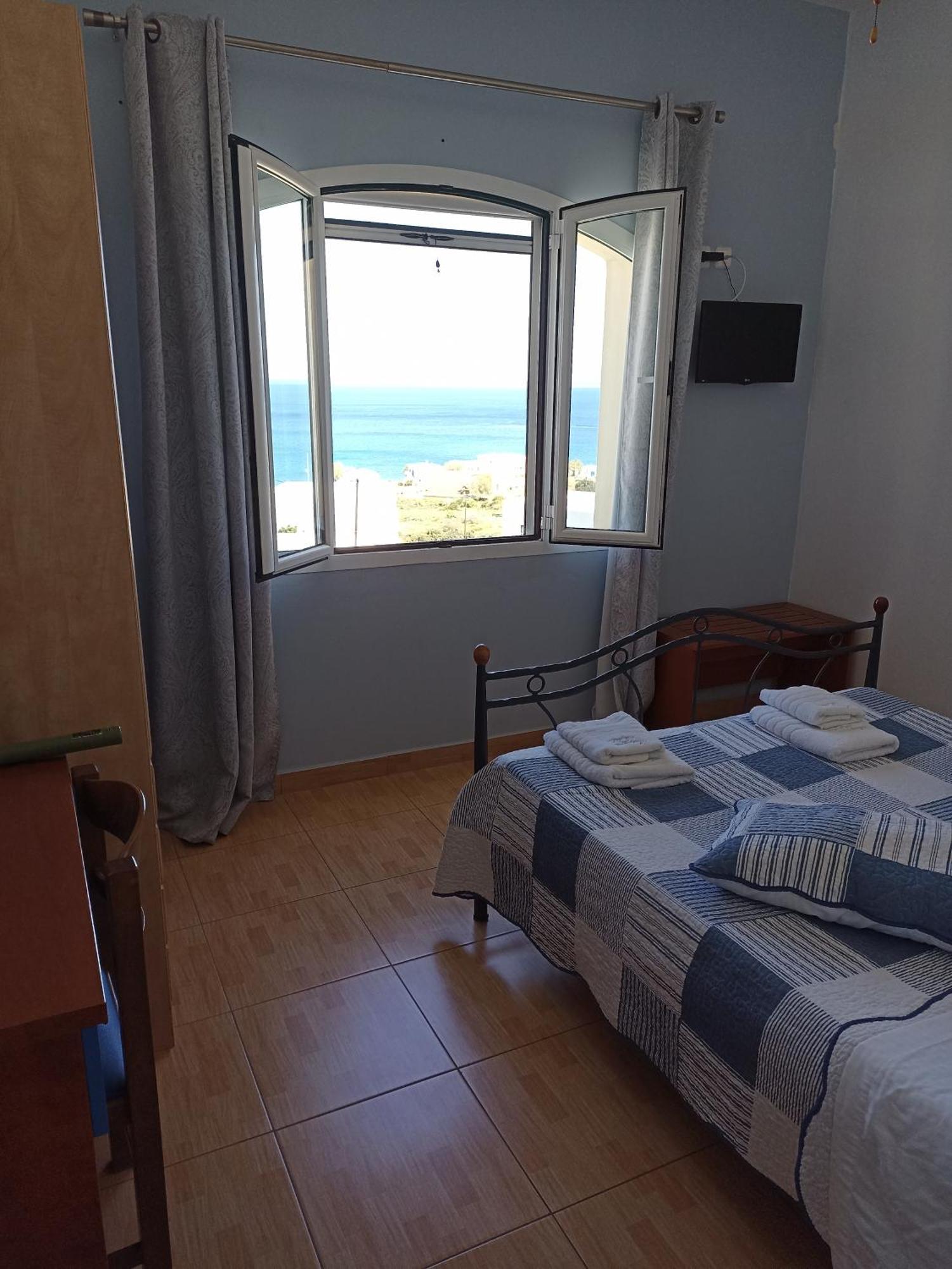 Απεραντο Γαλαζιο Apartment Agia Pelagia  ภายนอก รูปภาพ